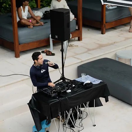 Dreamer Beach Club-2